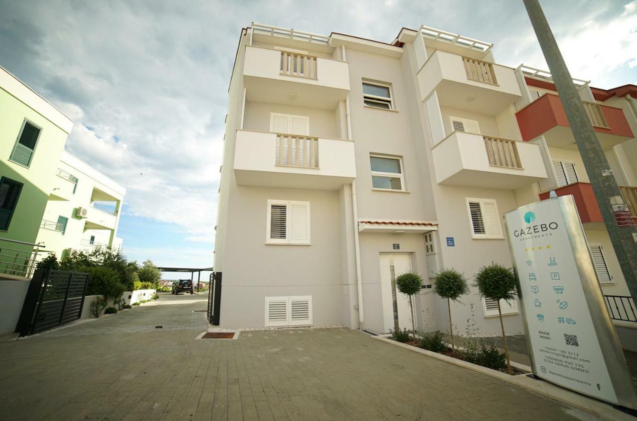 Apartments Gazebo โตรกีร์ ภายนอก รูปภาพ