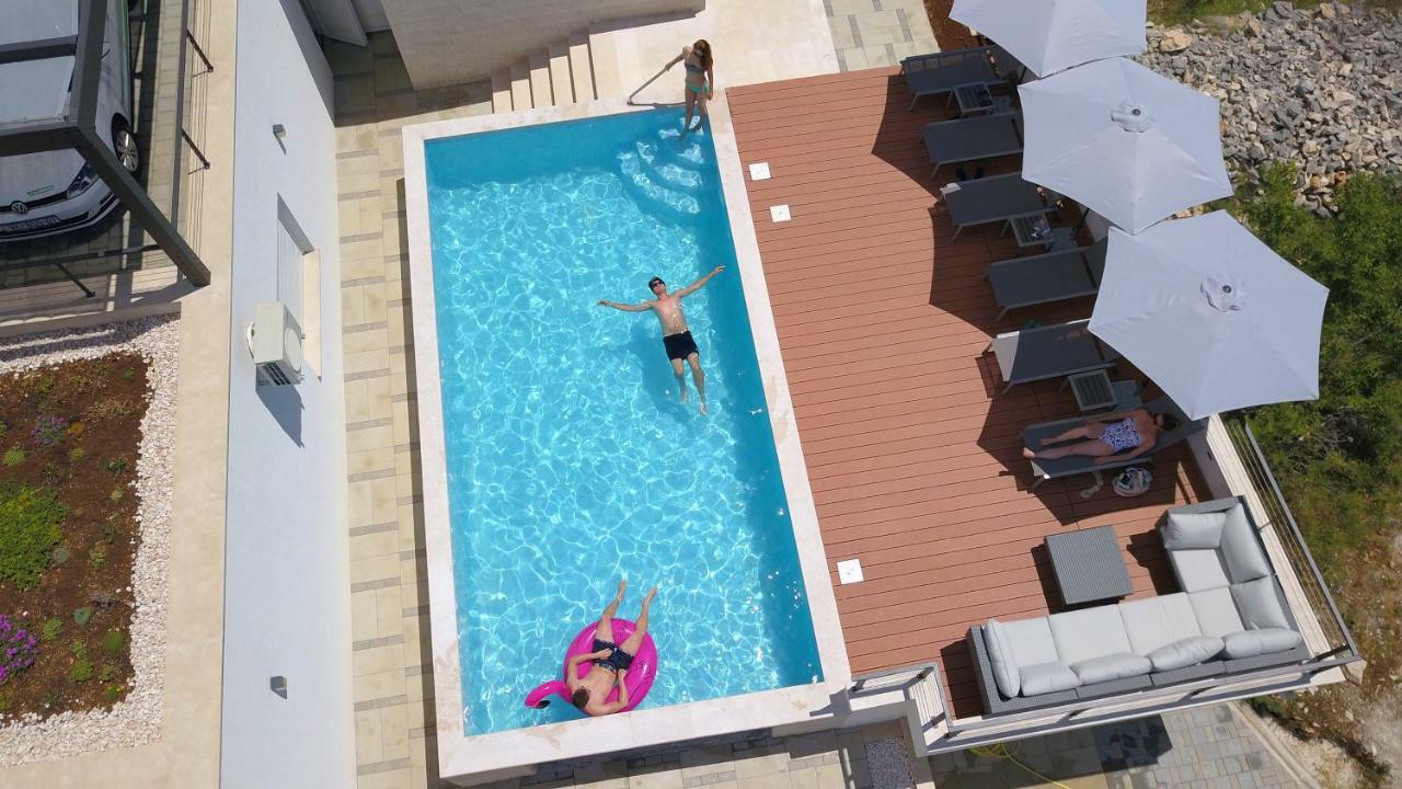 Apartments Gazebo โตรกีร์ ภายนอก รูปภาพ